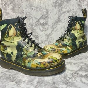 Dr Martens Bosch Hell museum boots